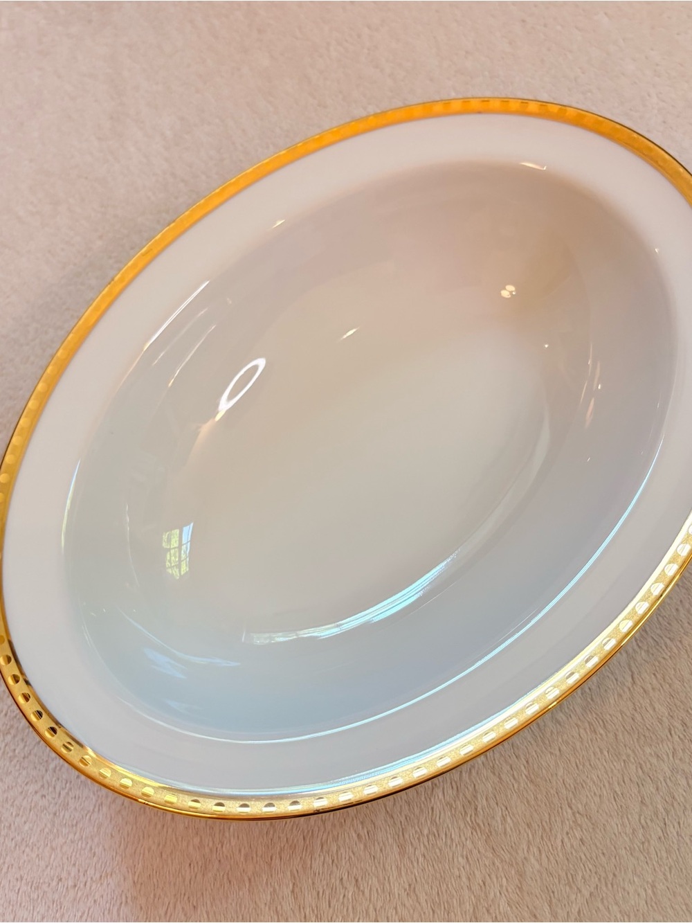 Tiffany & Co. White Porcelain Oval Vegetable Serving Bowl with Gold Trim